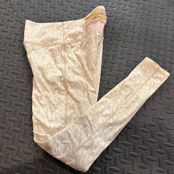 Fabletics Set - Picture 2 of 7